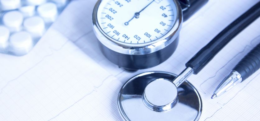 Nowe badanie może pomóc milionom osób z trudnym do leczenia nadciśnieniem